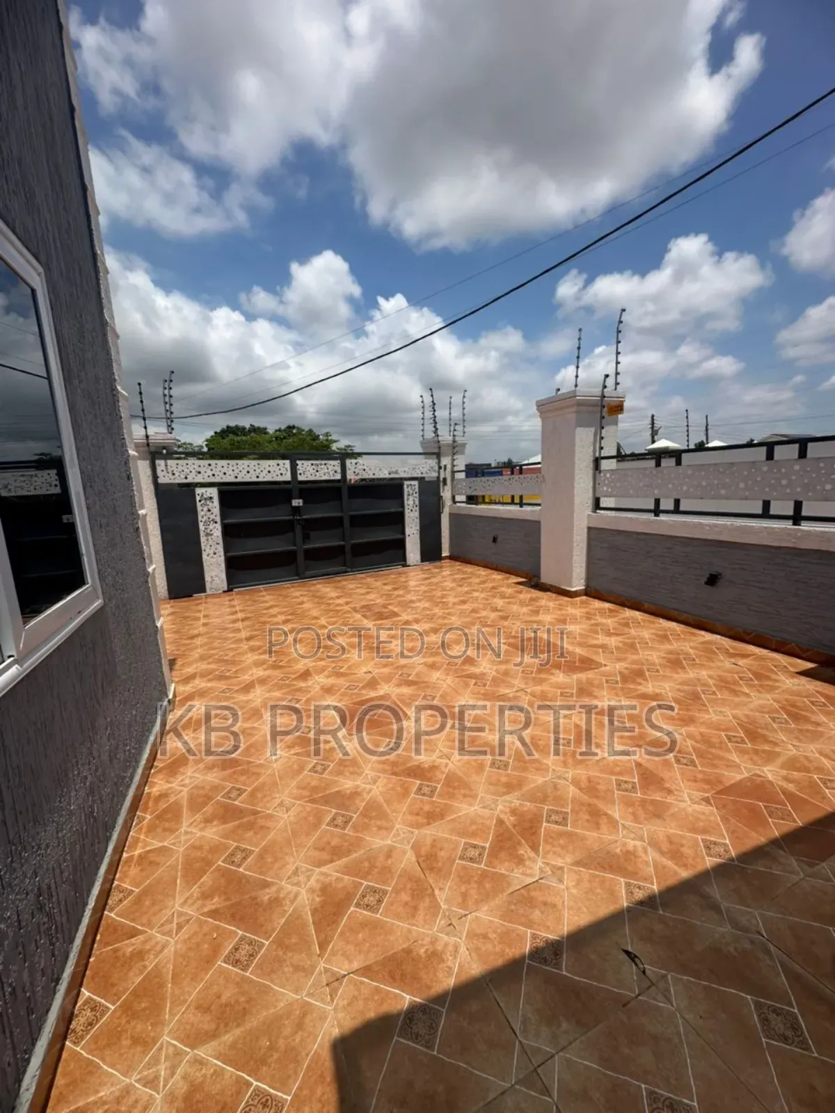 3bdrm House in Kb Properties, Spintex for rent
