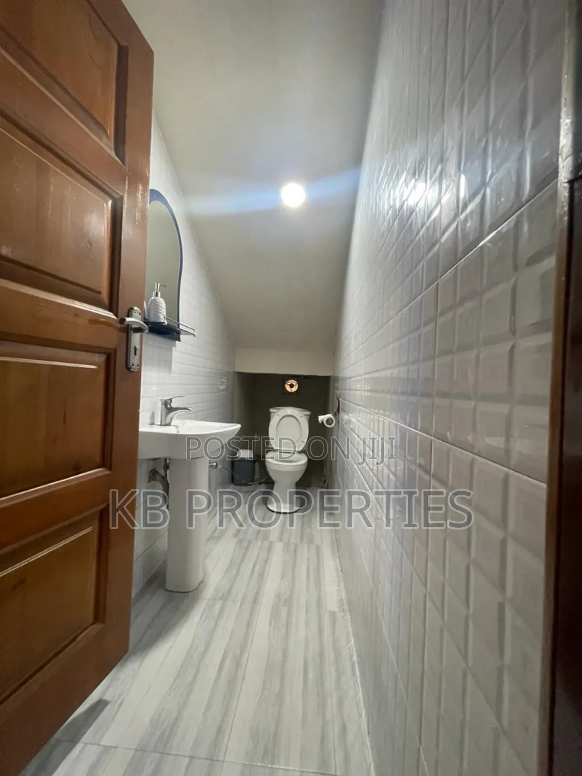 3bdrm House in Kb Properties, Spintex for rent