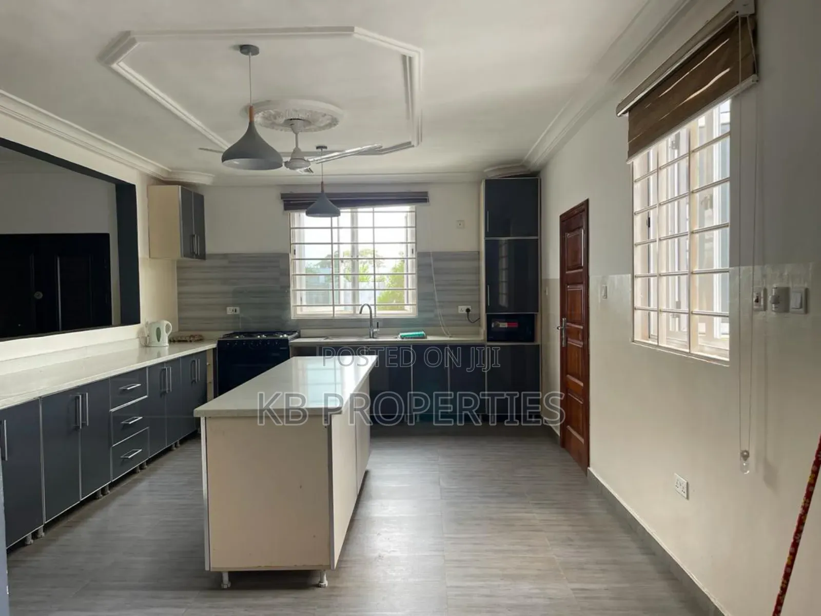 3bdrm House in Kb Properties, Spintex for rent