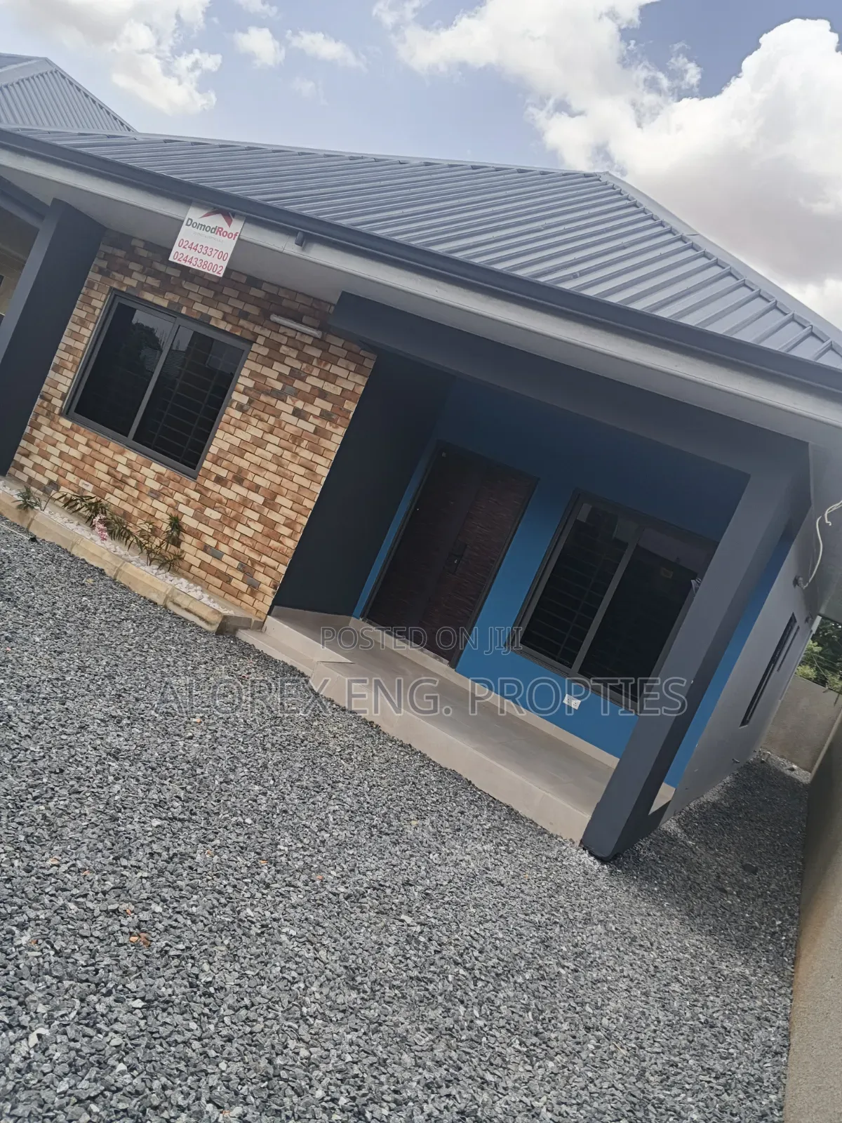 2bdrm House in Ayi Mensa, Oyarifa Mall Area for sale