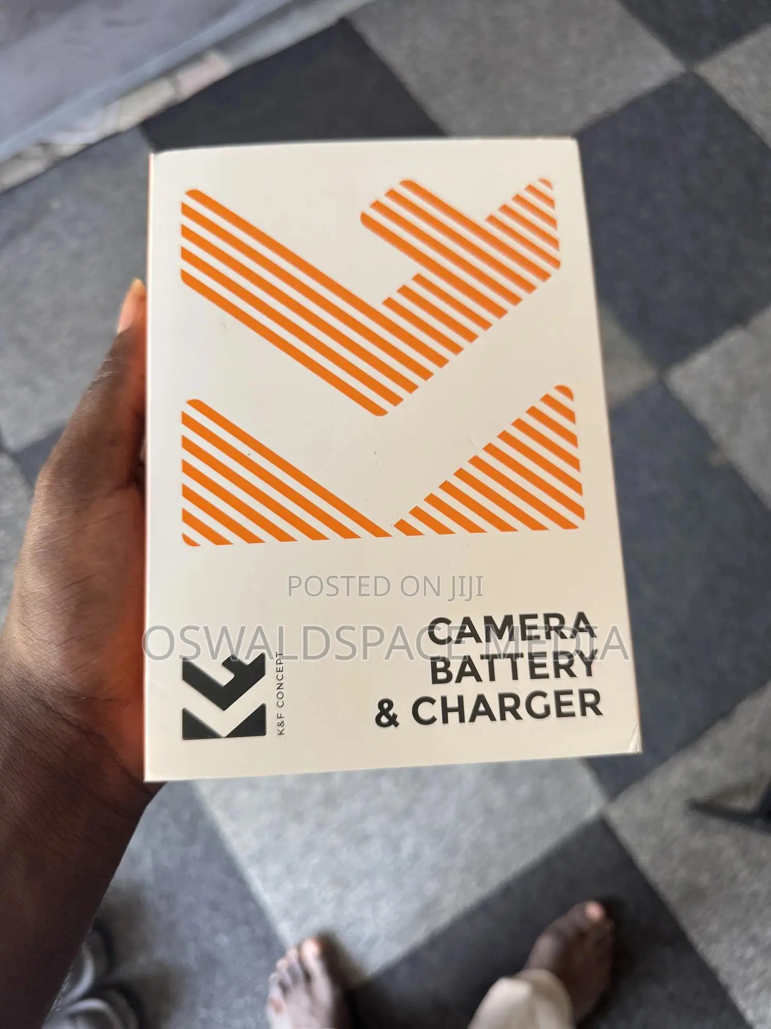 3 K F Concept Np-fw50 Battery And A Charger