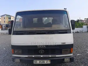 Tata 407 1990 White