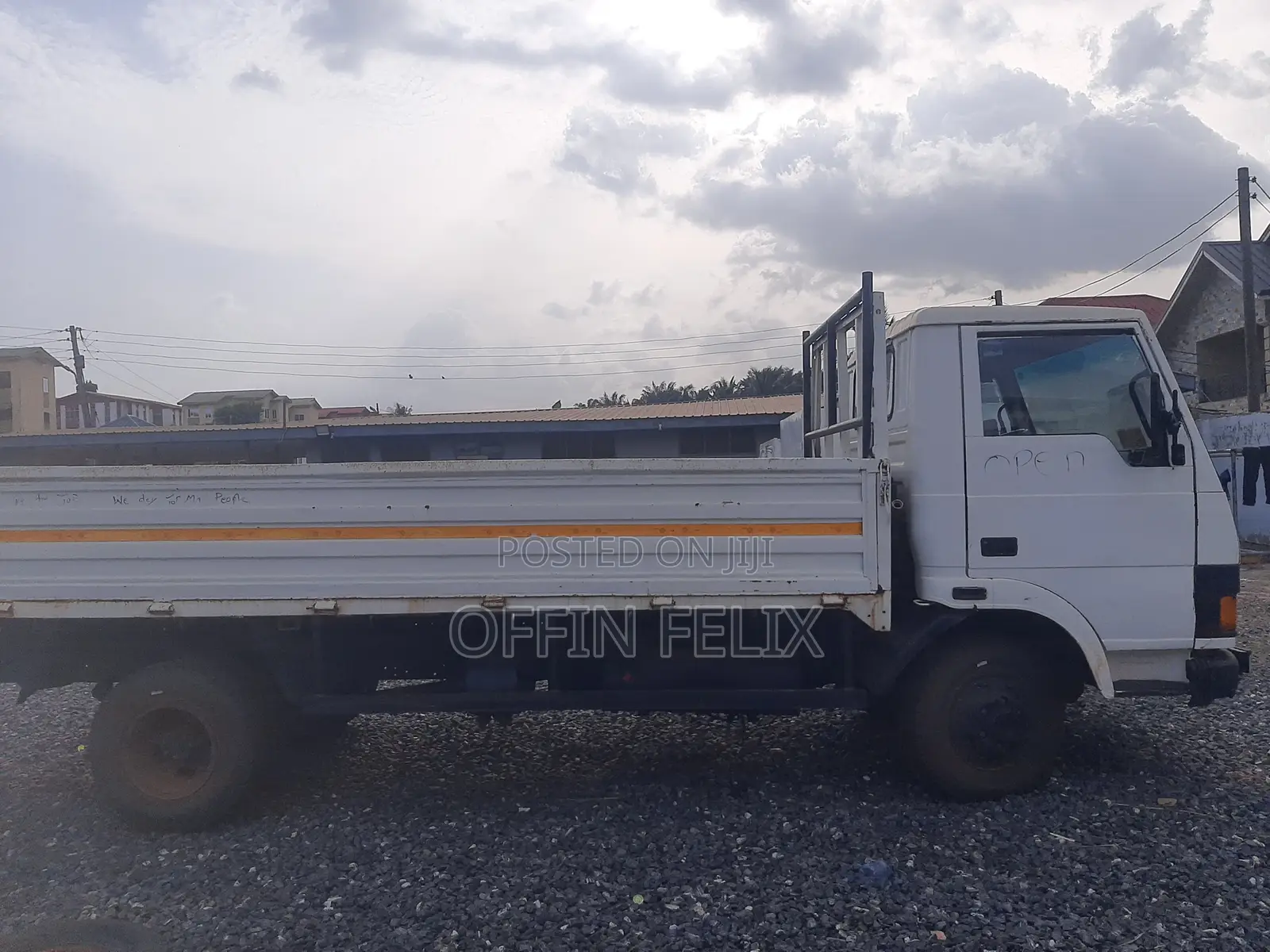 Tata 407 1990 White