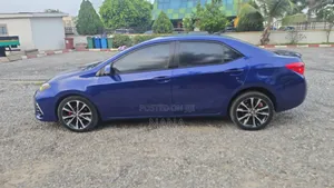 Toyota Corolla SE 4dr Sedan (1.8L 4cyl CVT) 2017 Blue