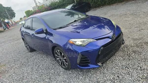 Toyota Corolla SE 4dr Sedan (1.8L 4cyl CVT) 2017 Blue