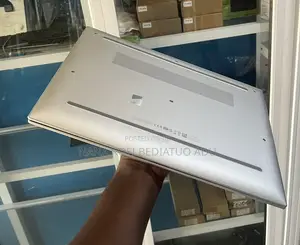 Laptop HP EliteBook 860 G9 16GB Intel Core i5 SSD 512GB