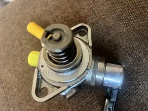 High Pressure Fuel Pump ( Ford Focus 20-14)
