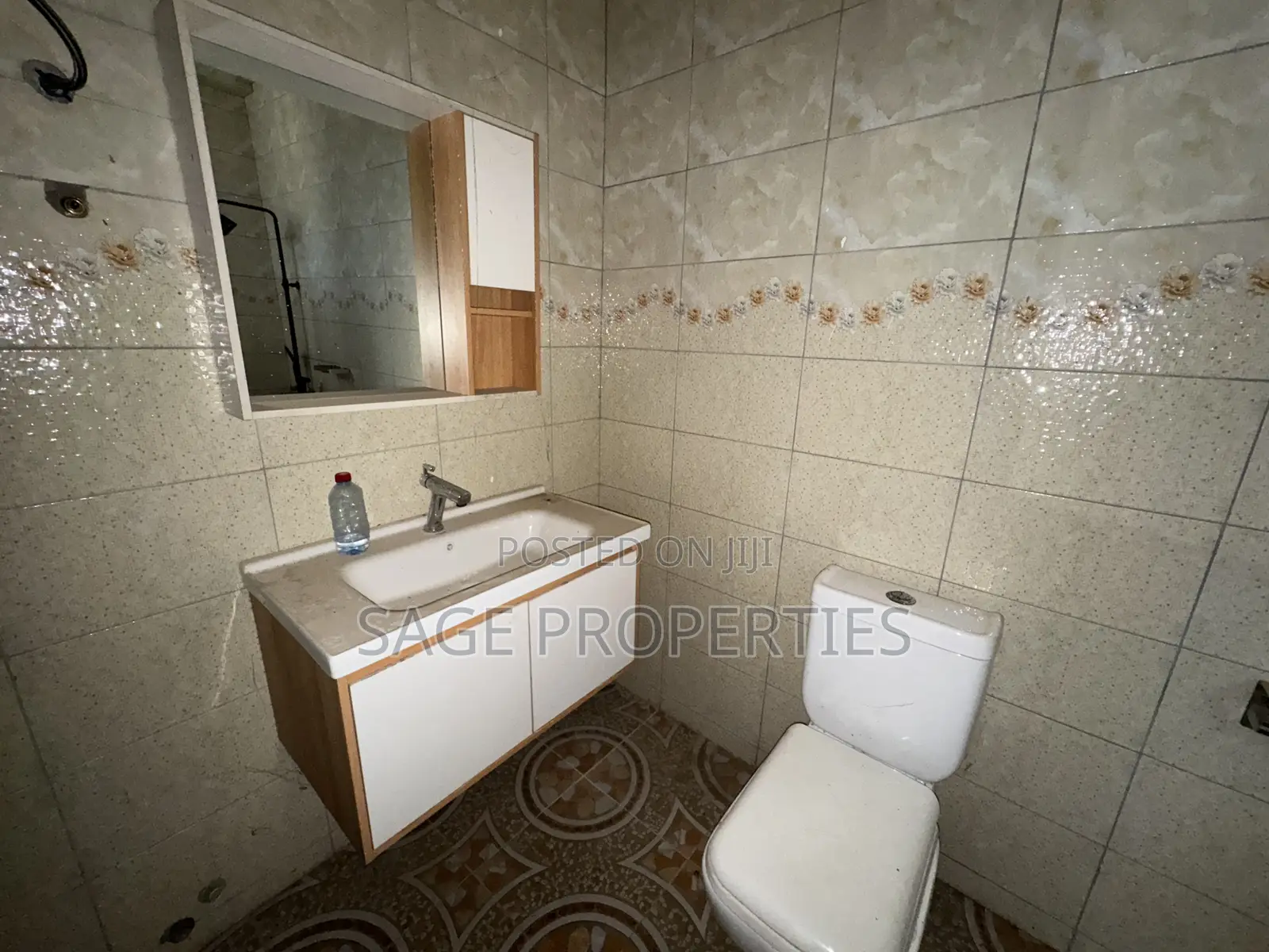 2bdrm Apartment in School Junction for rent