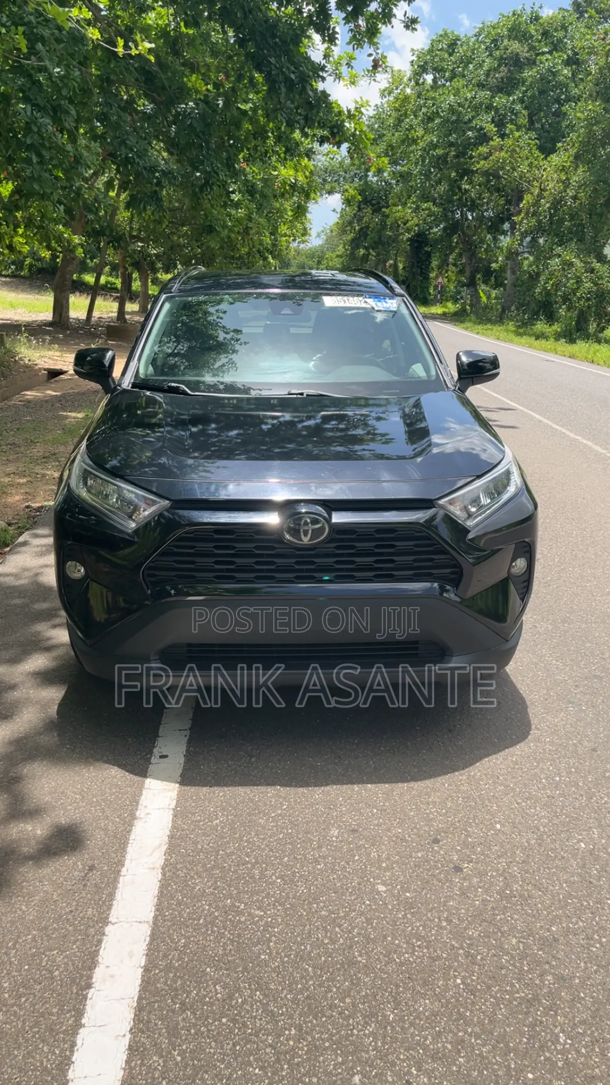 Toyota RAV4 XLE AWD 2020 Blue