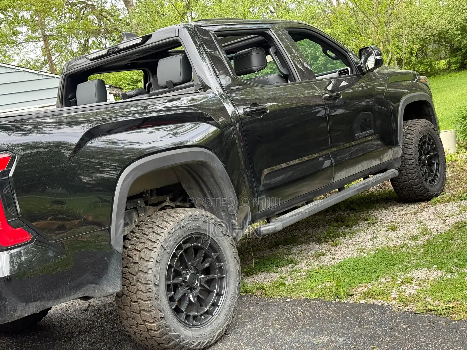 Toyota Tundra Limited CrewMax 4WD SB w/5.5' Bed 2026 Black