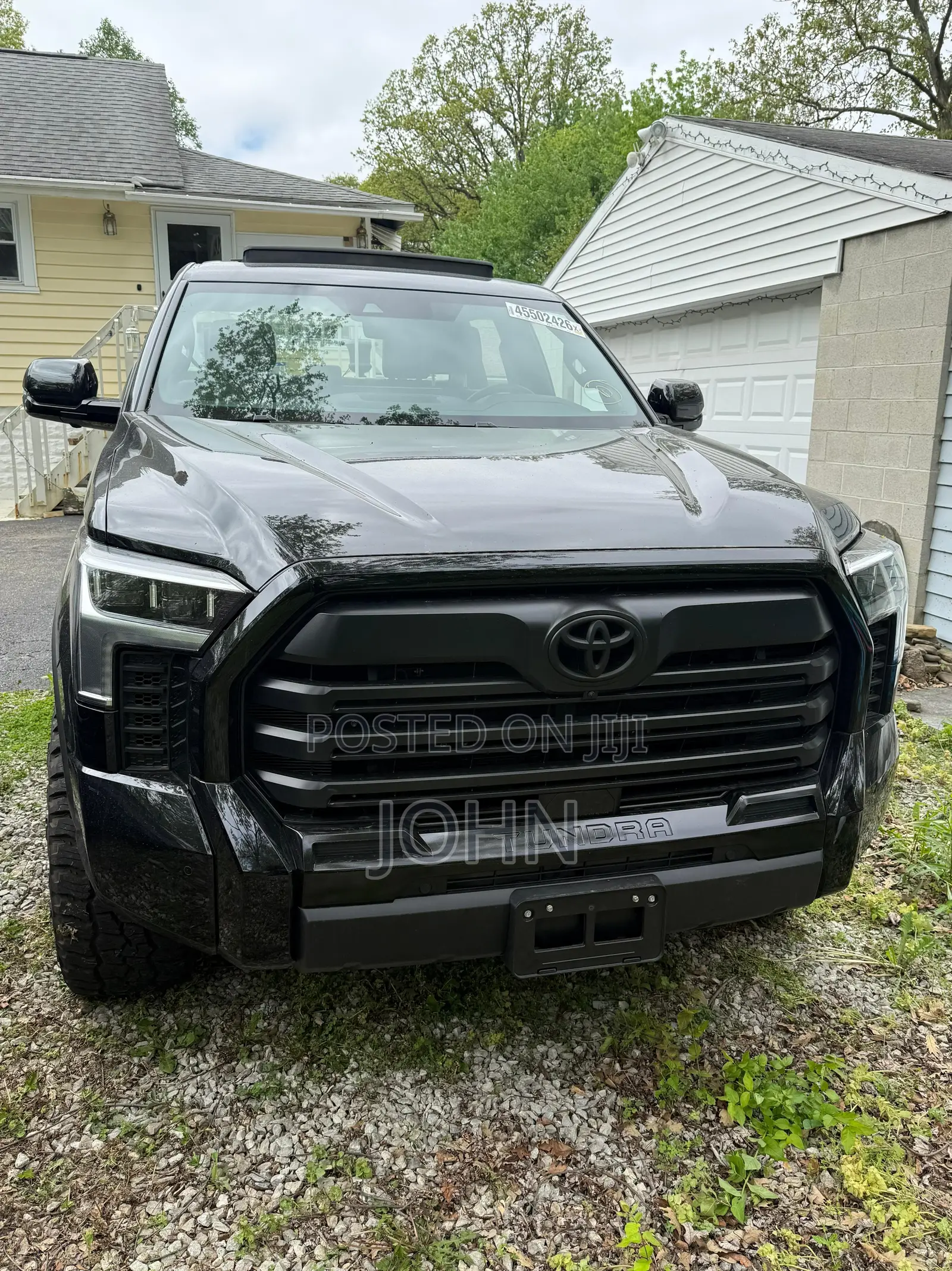 Toyota Tundra Limited CrewMax 4WD SB w/5.5' Bed 2026 Black
