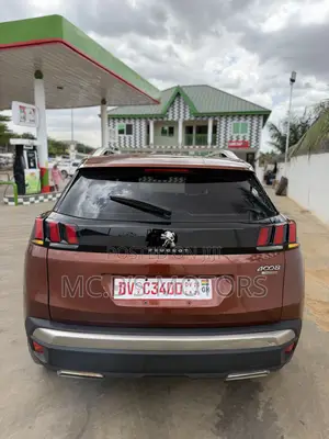 Peugeot 3008 2020 Brown