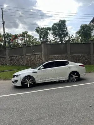 Kia K5 2.4 GDI 2011 White