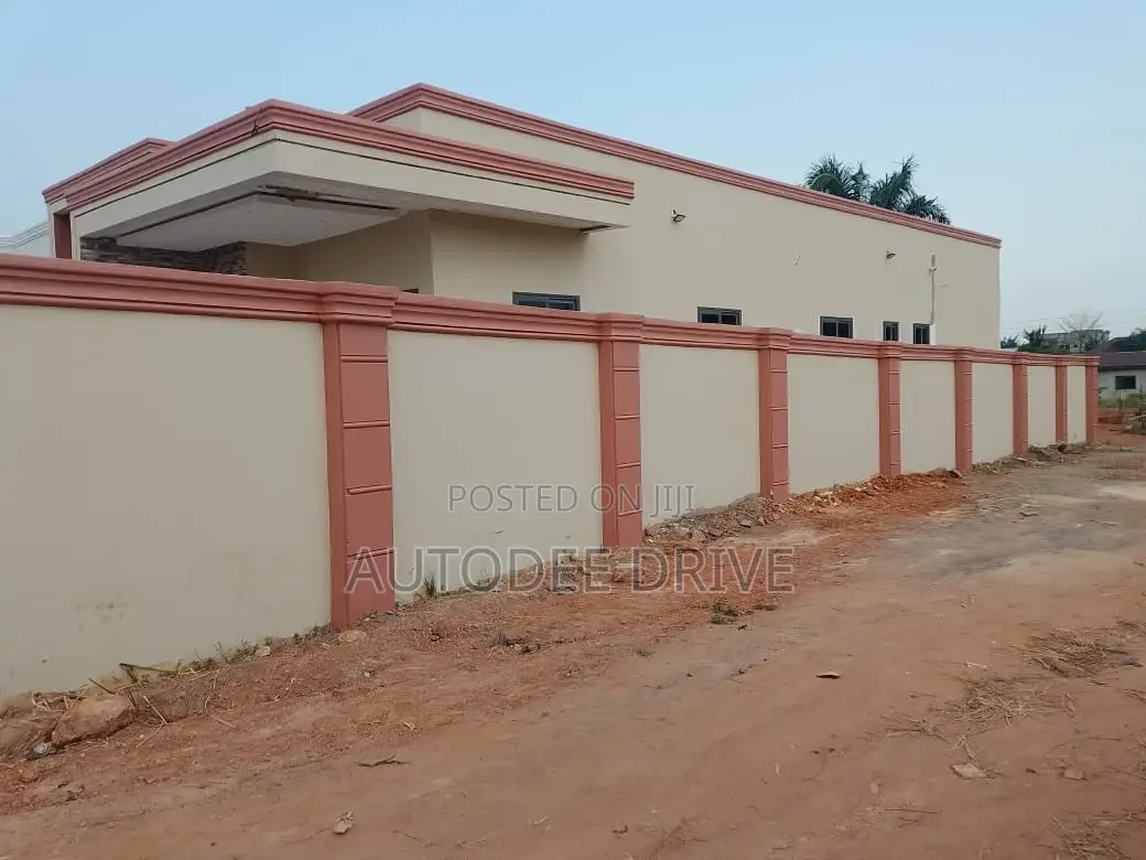 Furnished 3bdrm Apartment in Oyarifa for sale
