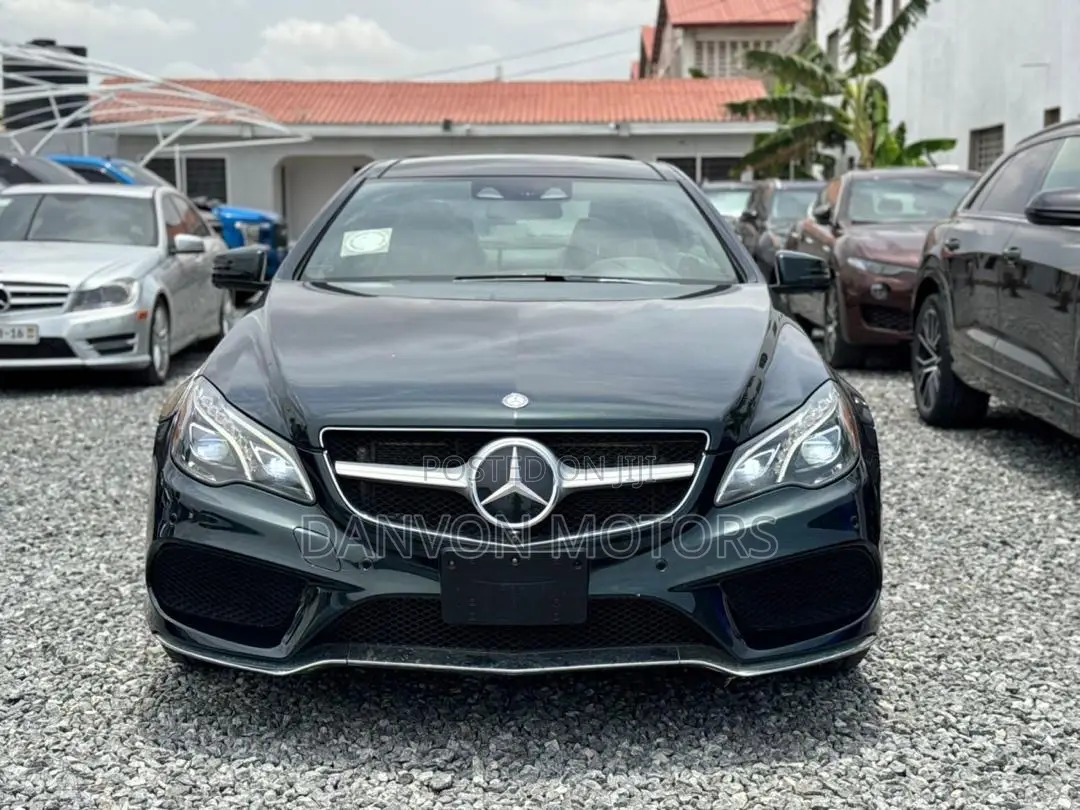 Mercedes-Benz E550 2017 Green