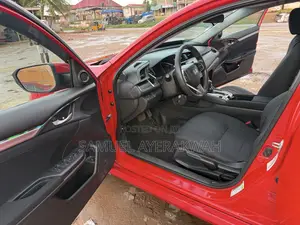 Honda Civic 2018 Red