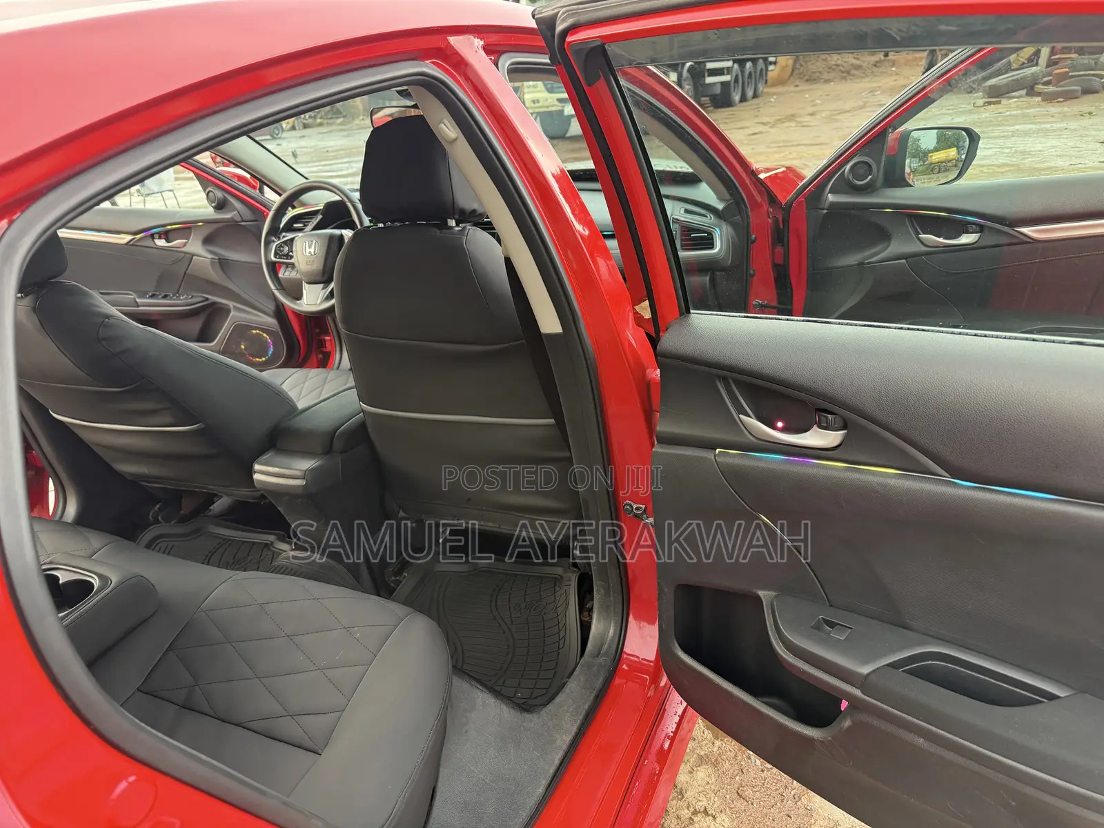Honda Civic 2018 Red