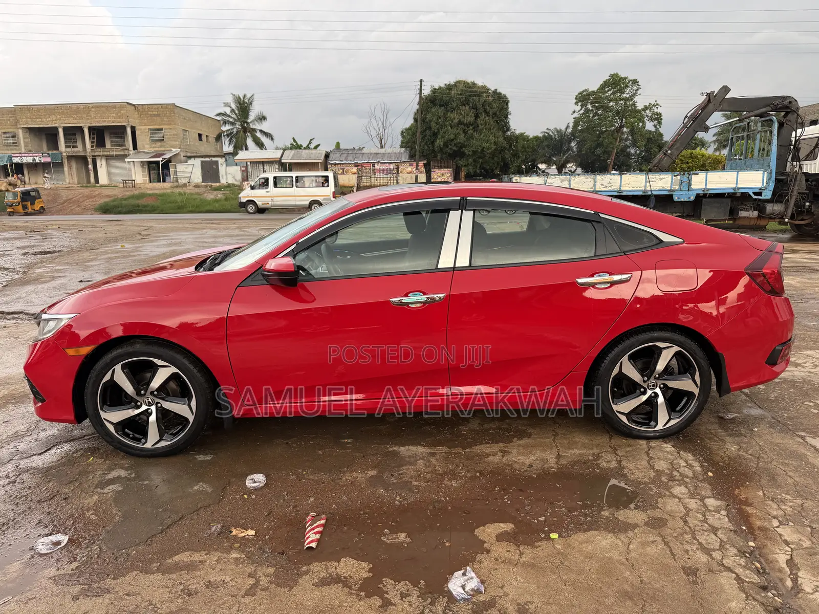 Honda Civic 2018 Red