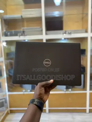 Laptop Dell Latitude 7420 16GB Intel Core i7 SSD 512GB