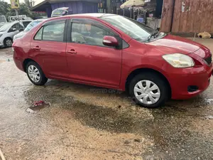 Toyota Belta 2011 Red
