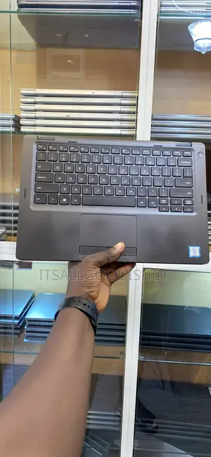 Laptop Dell Latitude 5300 8GB Intel Core i7 SSD 256GB