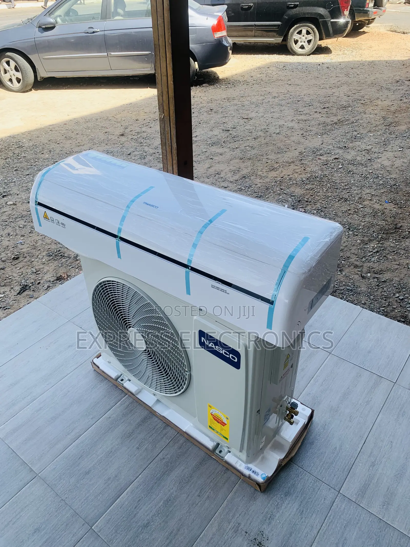 Grab the White Air Conditioner Split Dual Inverter 2hp