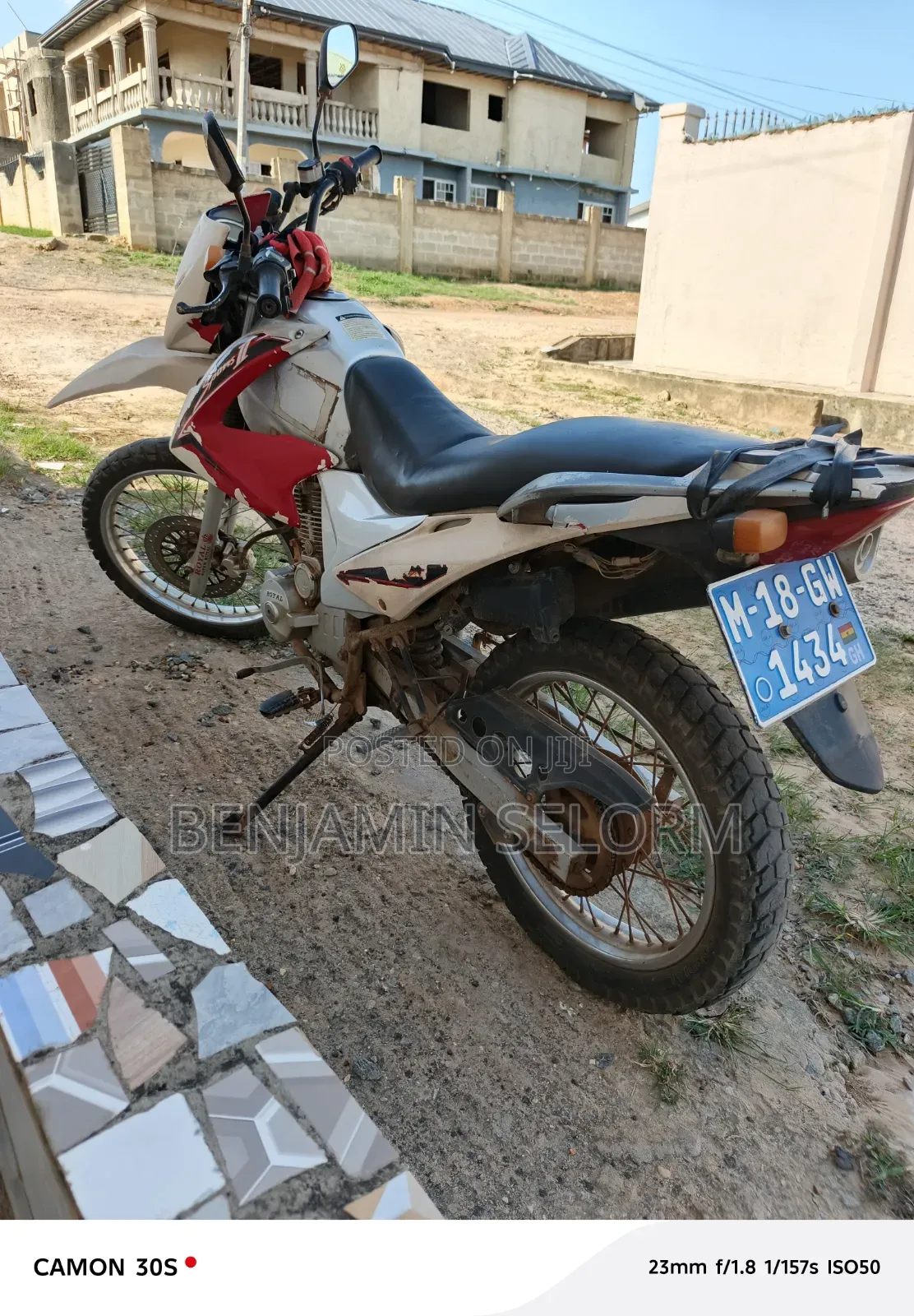 Royal Motorcycle 2018 Red