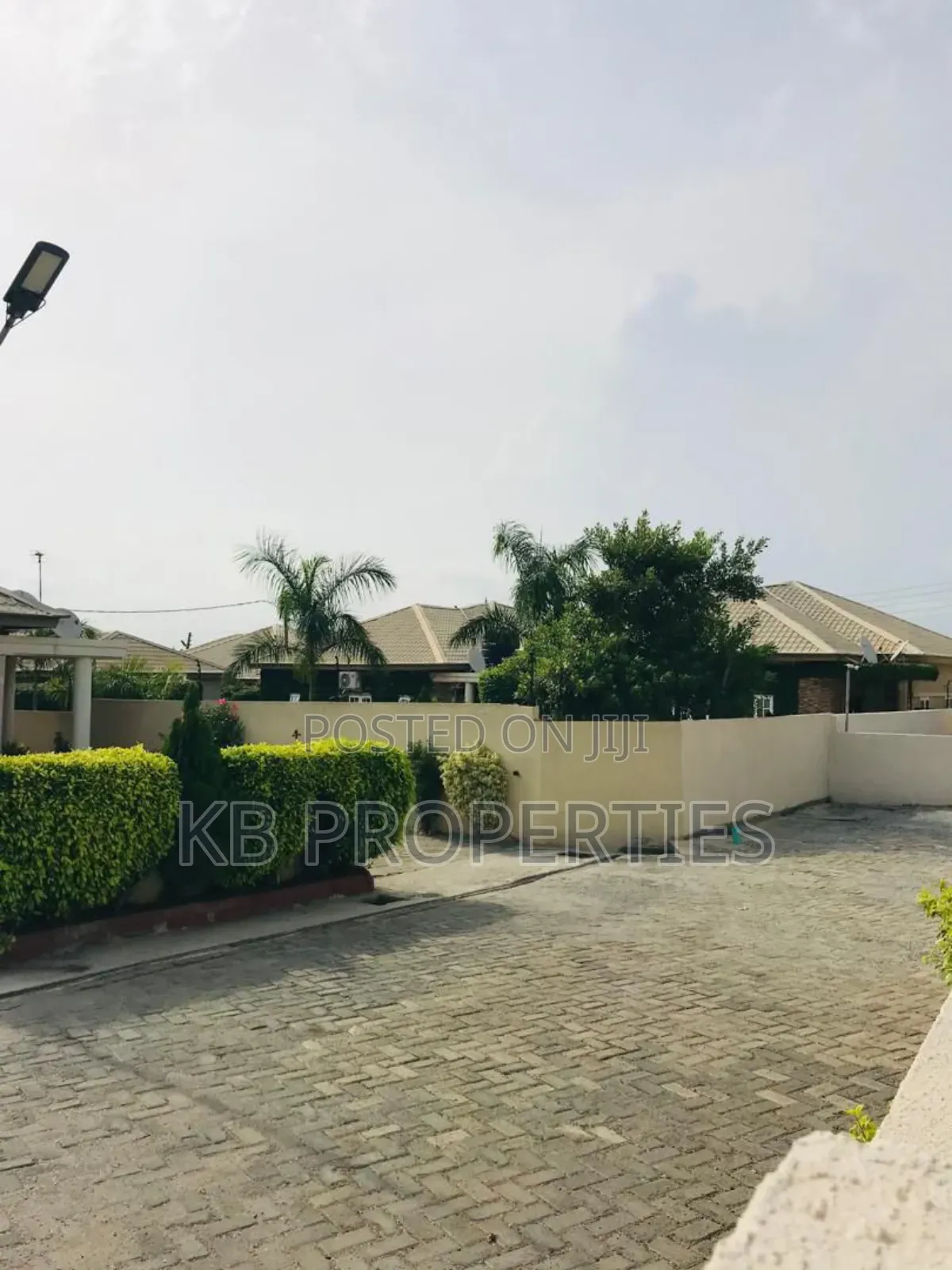 Furnished 3bdrm House in Kb Properties, Pillar 2 for sale