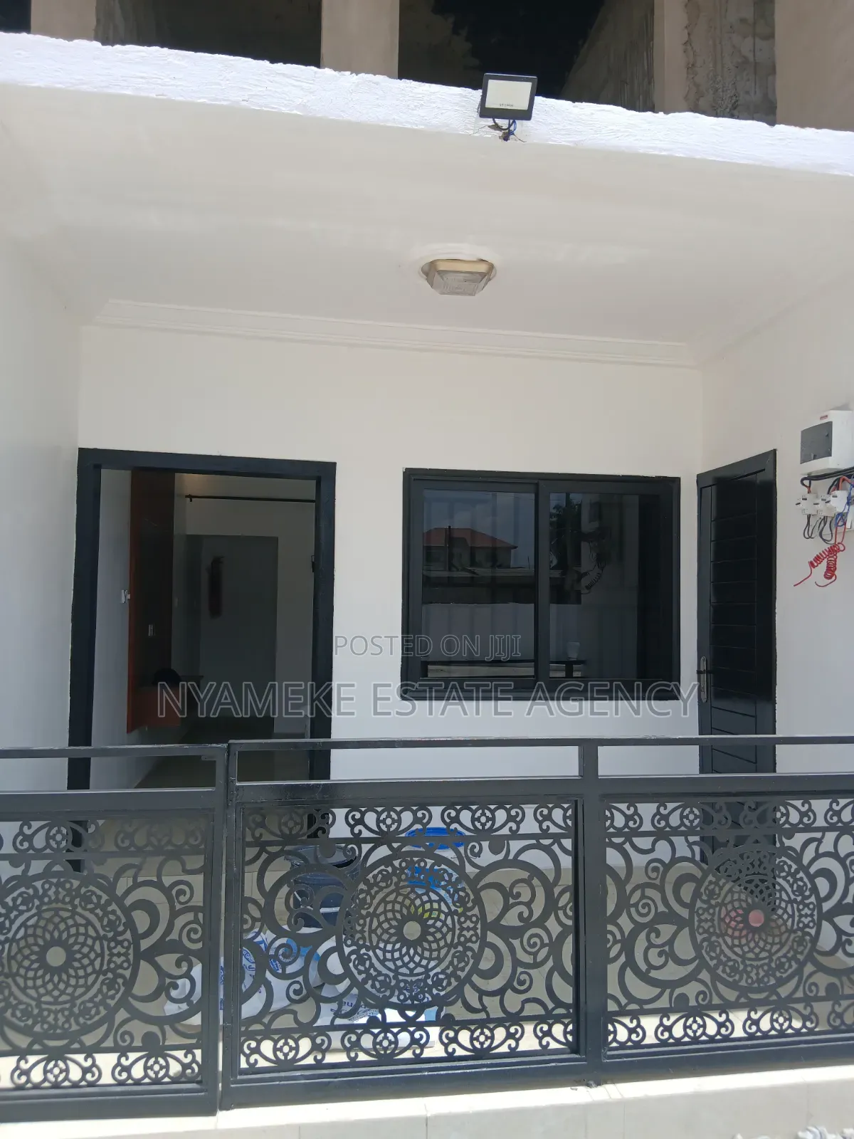 1bdrm Apartment in Sahara for rent