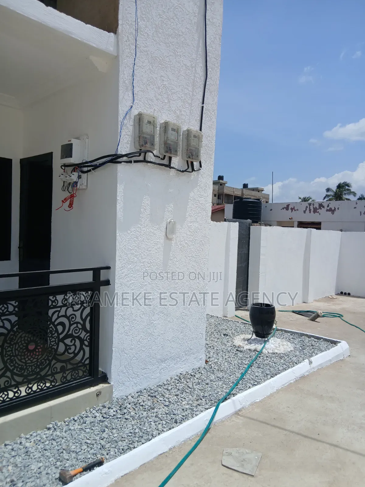 1bdrm Apartment in Sahara for rent