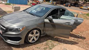 Mercedes-Benz CLA-Class CLA 250 4MATIC Sedan 2020 Gray