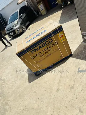 Amazing  Deals in Nasco Single Door Nas-Fl400-1dr Chest Freezer