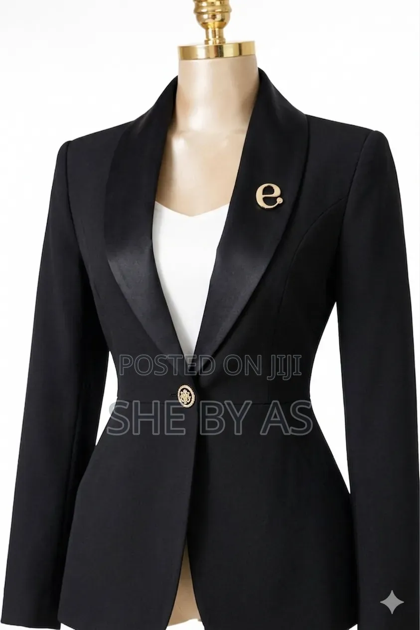 Women Corporate Suit Set – Elegant Work Outfit
