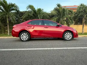 Toyota Corolla 2017 Red