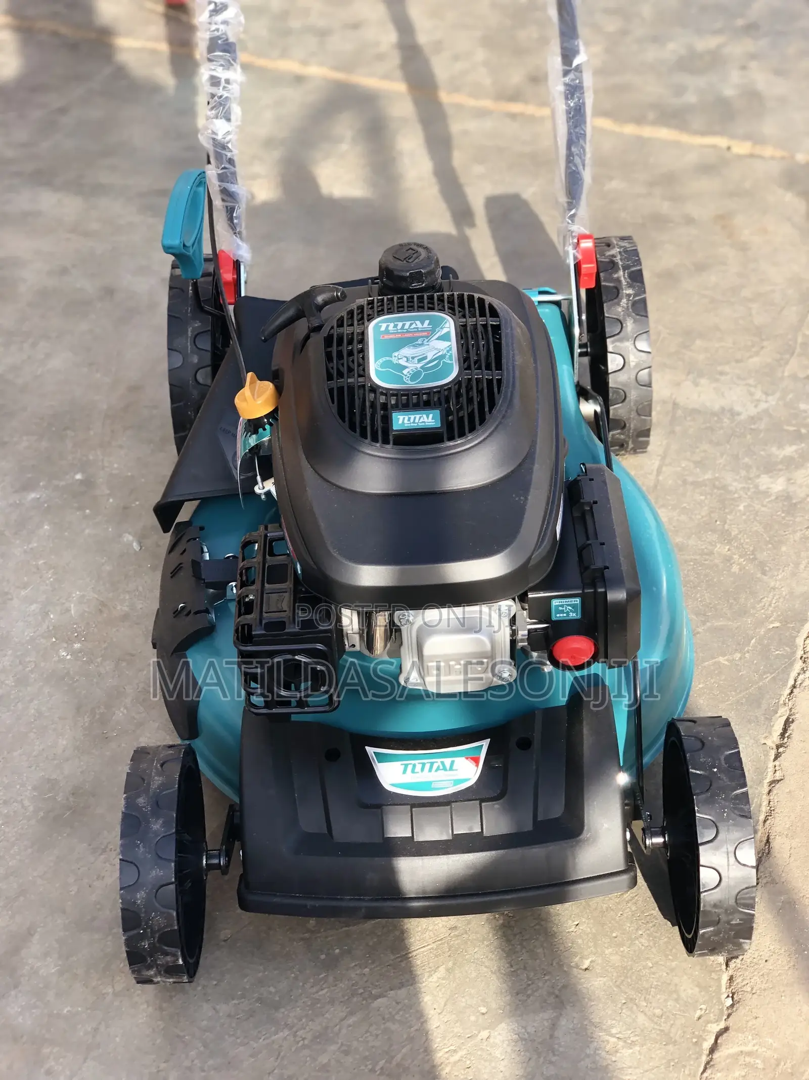 Total 4.8hp Lawn Mower