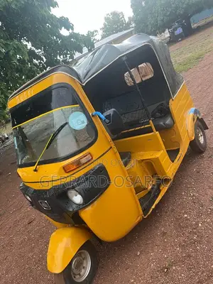 Bajaj 2018 Yellow