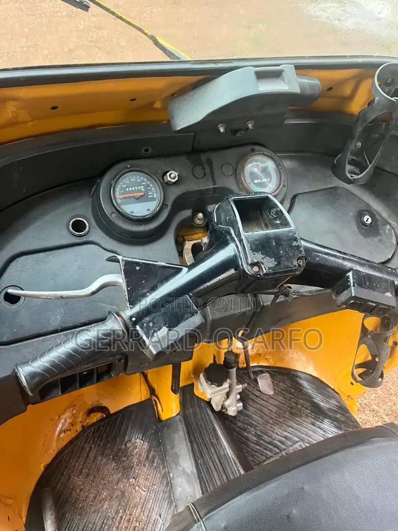 Bajaj 2018 Yellow