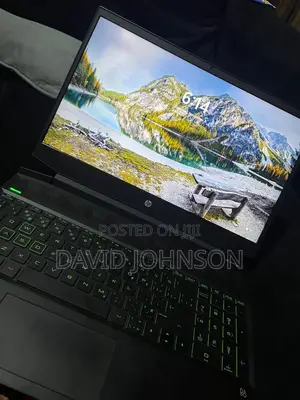 Laptop HP Pavilion 15 8GB Intel Core i5 HDD+SSD 256GB