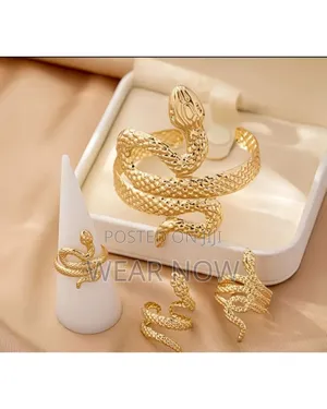 4pcs Set Gold-Plated Serpentine Bangle Rings
