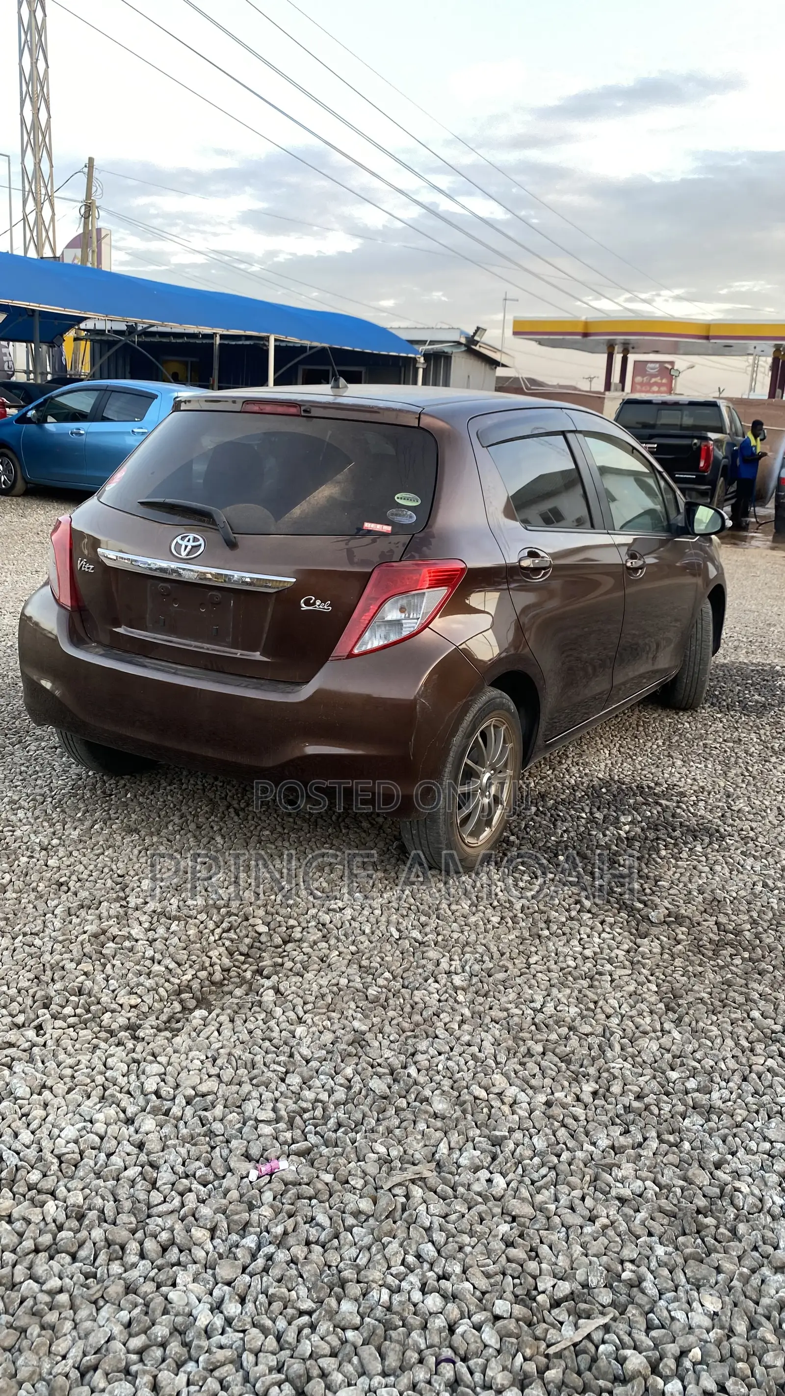 Toyota Vitz 1.3 FWD 5dr 2014 Brown