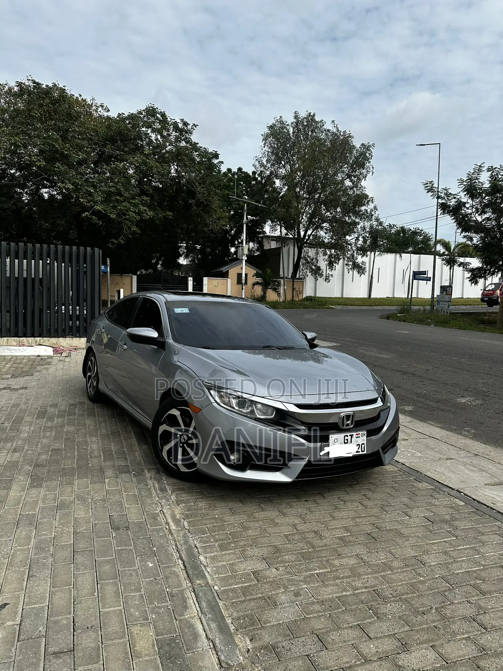 Honda Civic EX-L 4dr Sedan (1.5L 4cyl) 2017 Silver
