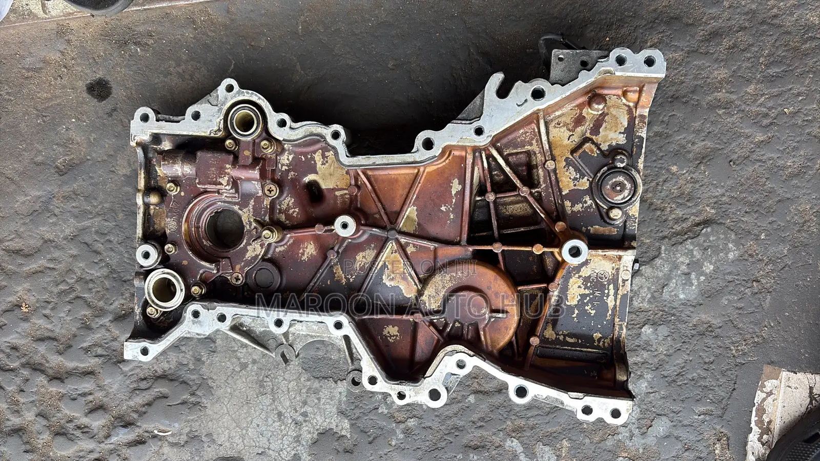 Hyundai Elantra 2017 Front Engine Cover/Oil Pump (Original)