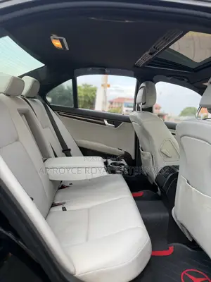 Mercedes-Benz C250 2013 Black