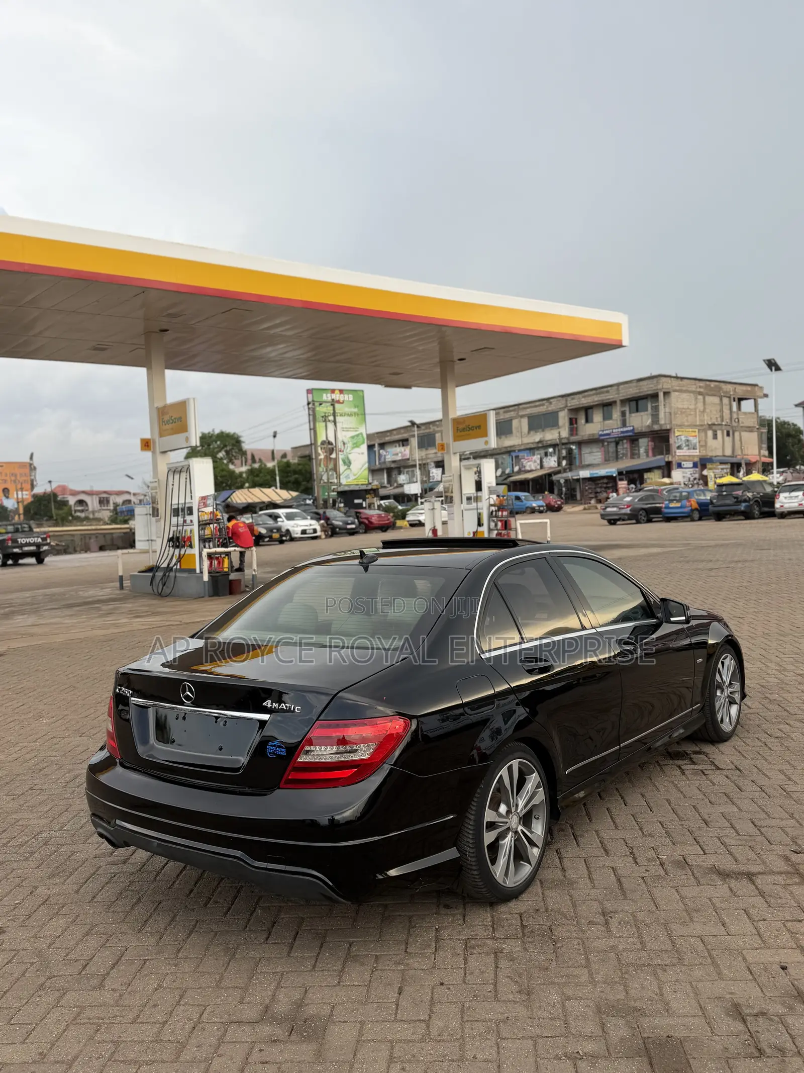Mercedes-Benz C250 2013 Black