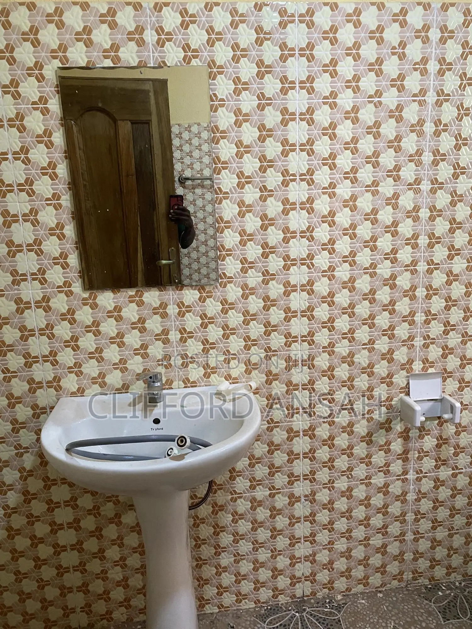 Furnished 2bdrm Apartment in Kotwi-Naghe Clinic, Atwima Kwanwoma