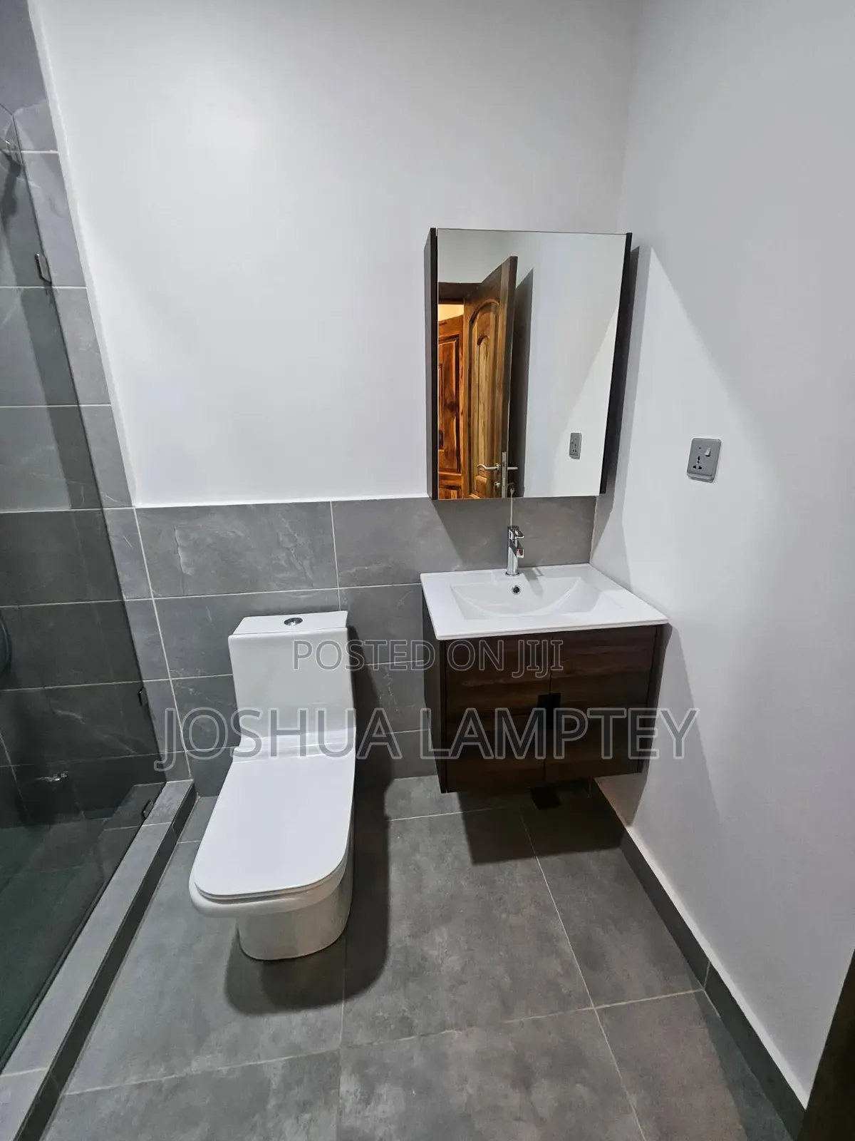 3bdrm House in Adenta Amrahia, Frafraha for sale