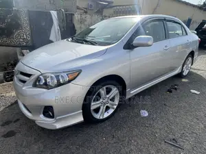 Toyota Corolla 2013 Silver