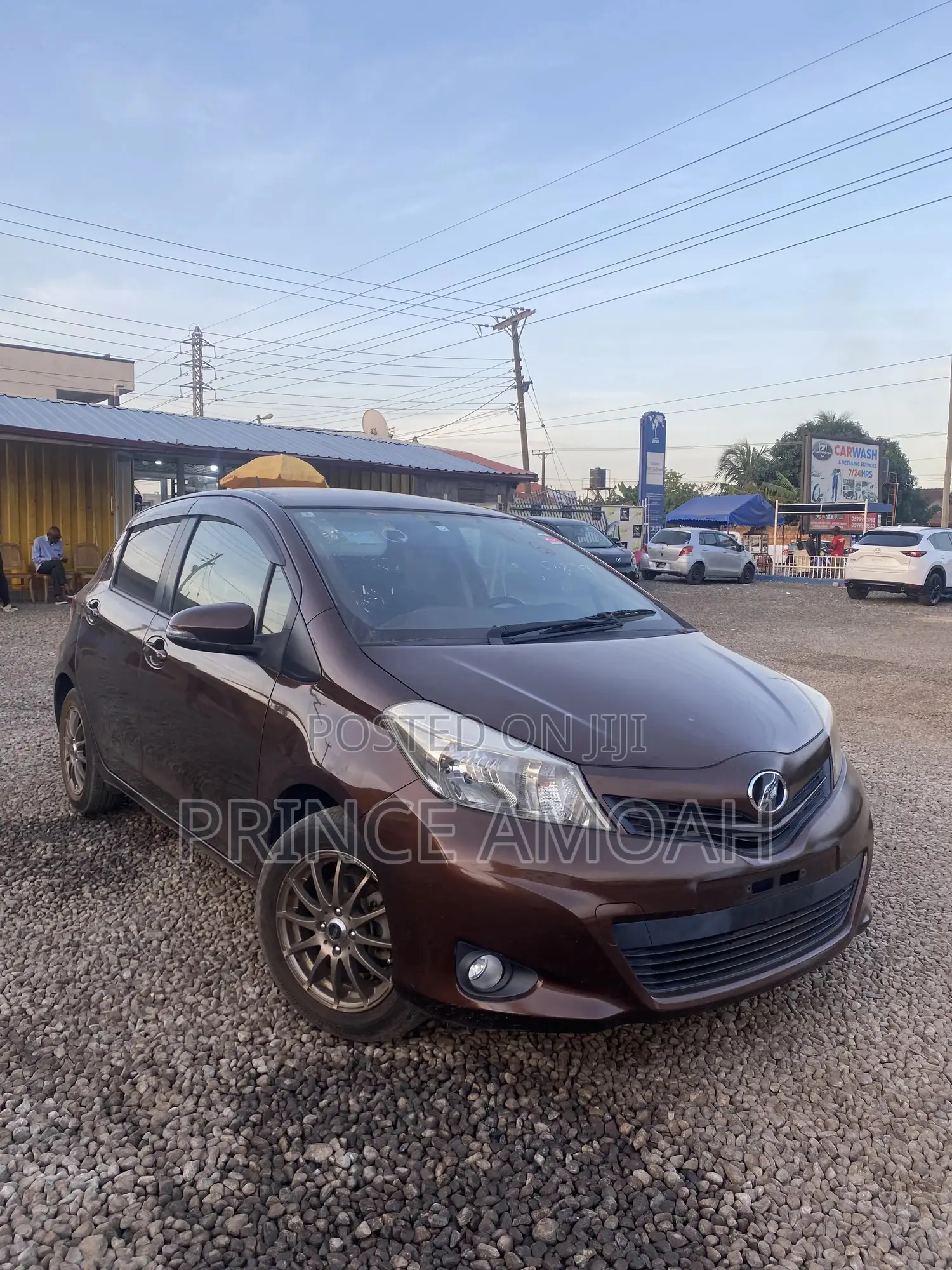 Toyota Vitz 1.3 FWD 5dr 2014 Brown