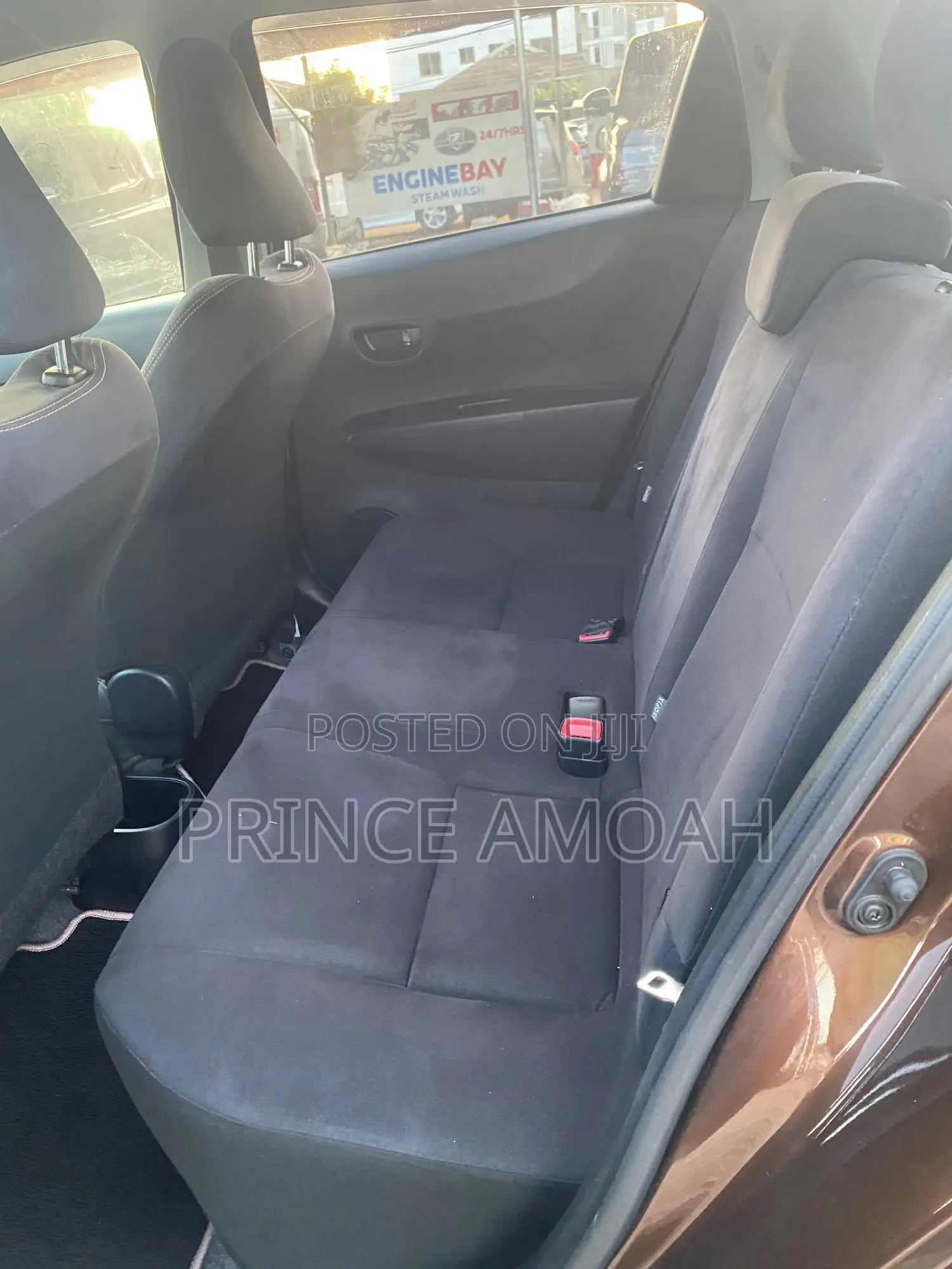 Toyota Vitz 1.3 FWD 5dr 2014 Brown