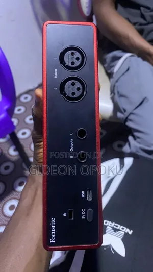 Focusrite 2i2 4th Generation